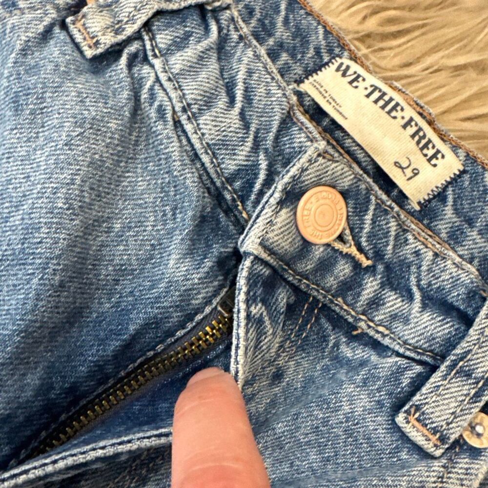 We the free tinsley baggy high rise straight leg jeans size 29 - Picture 3 of 8